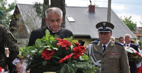 Generał Dariusz Łuczak i ks. prałat Zbigniew Niemyjski